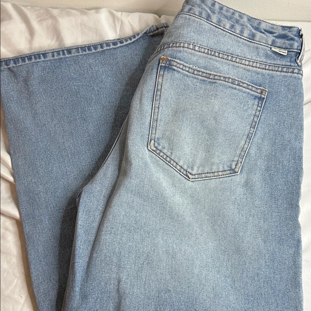 Billabong Light Blue High Rise Jeans - Picture 6 of 6
